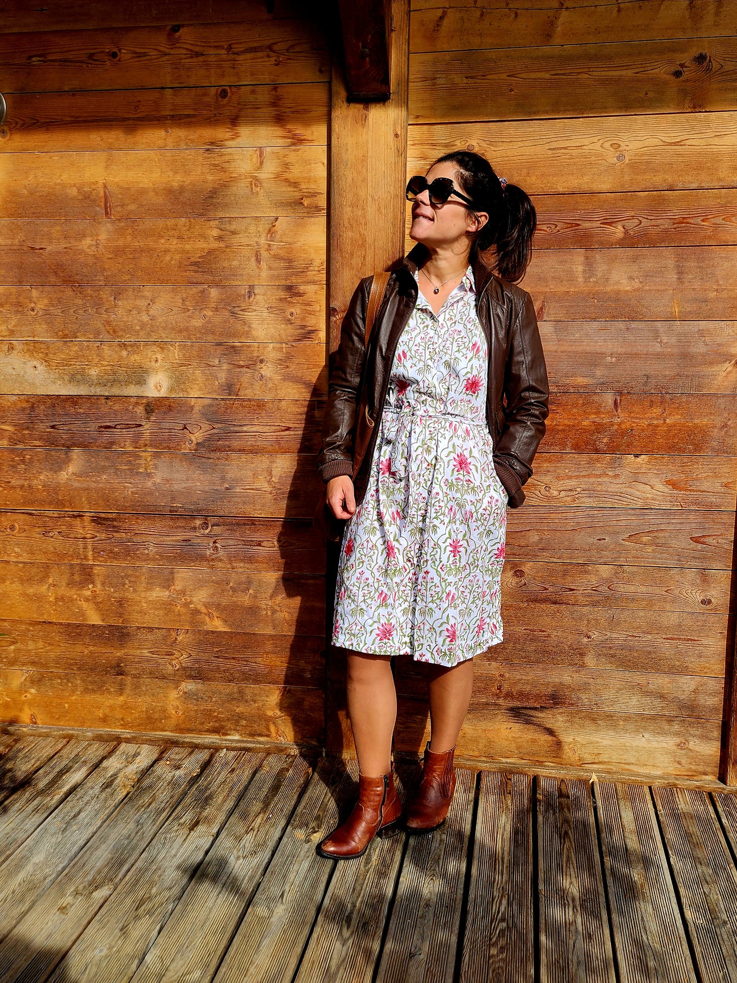Robe "Jodhpur" fleurie blanche mi-saison/hiver
