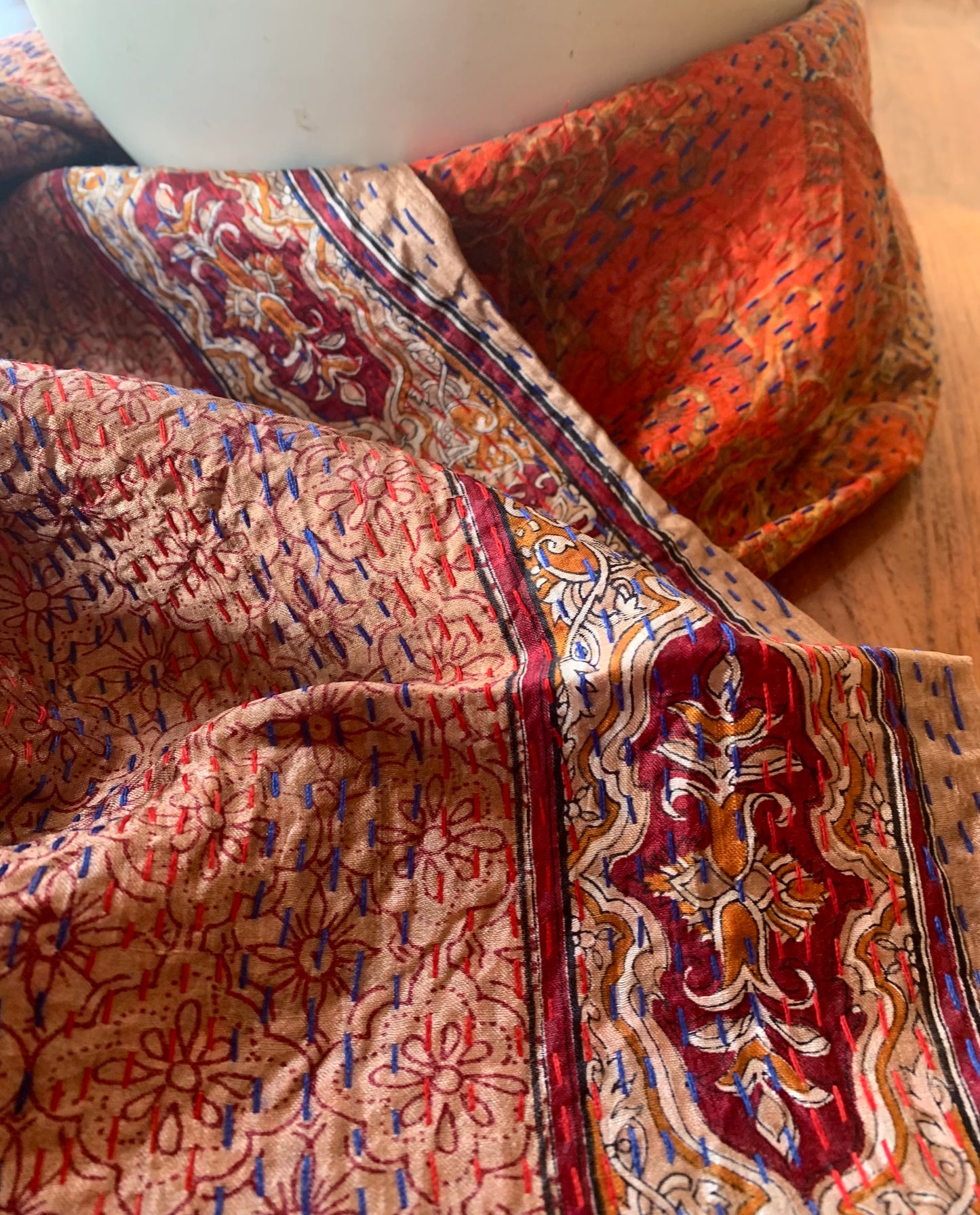 Écharpe kantha orange et rouge