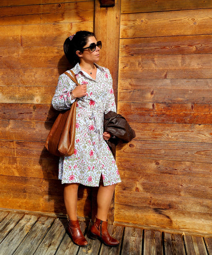 Robe "Jodhpur" fleurie blanche mi-saison/hiver