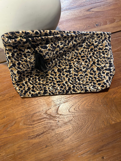 Velour leopard