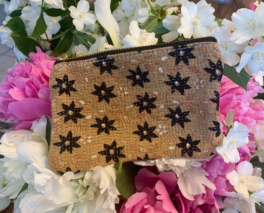 Petite pochette kantha ancien beige et noire