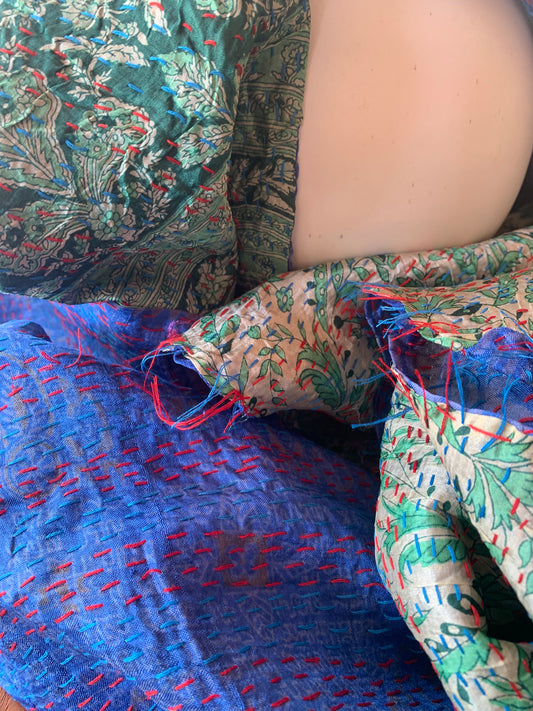 Étole Kantha bleu et vert d'eau