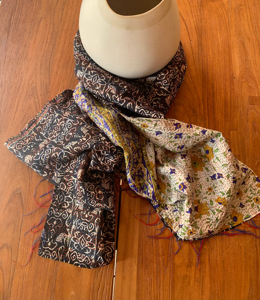 Écharpe kantha noire chic