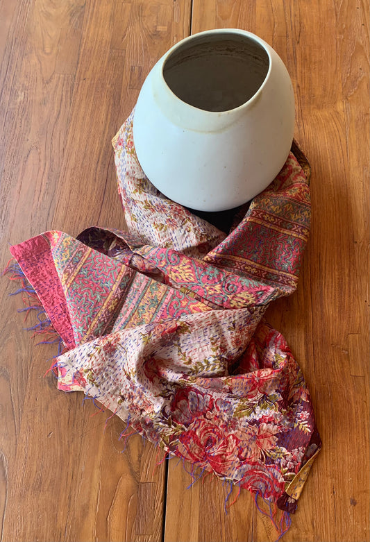 Écharpe kantha vieux rose