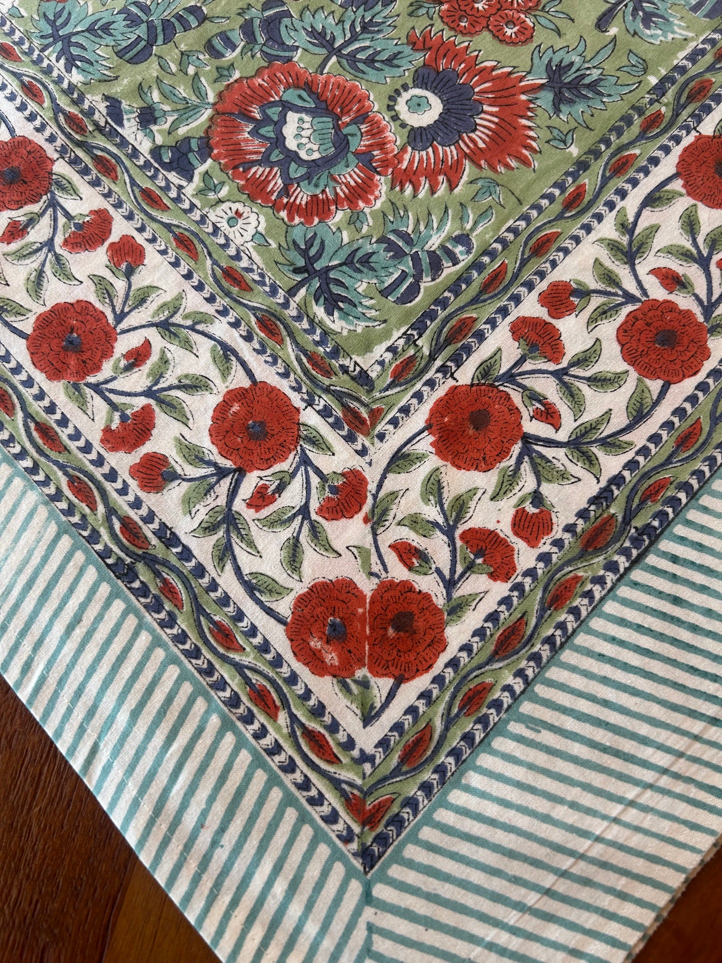 Nappe  "un champ de fleurs"